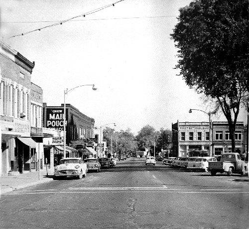 Main Street looking east in 1950's