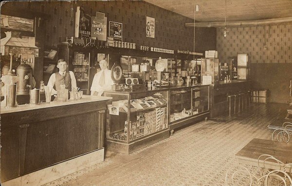 photo inside H.C. Gibson's grocery store