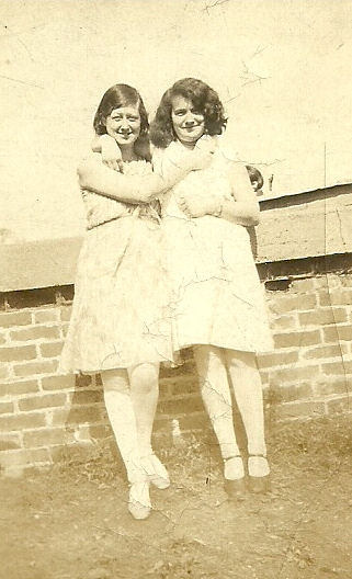 Mary Eline Mahan Hopkins and Thelma Mae Mahan Ford